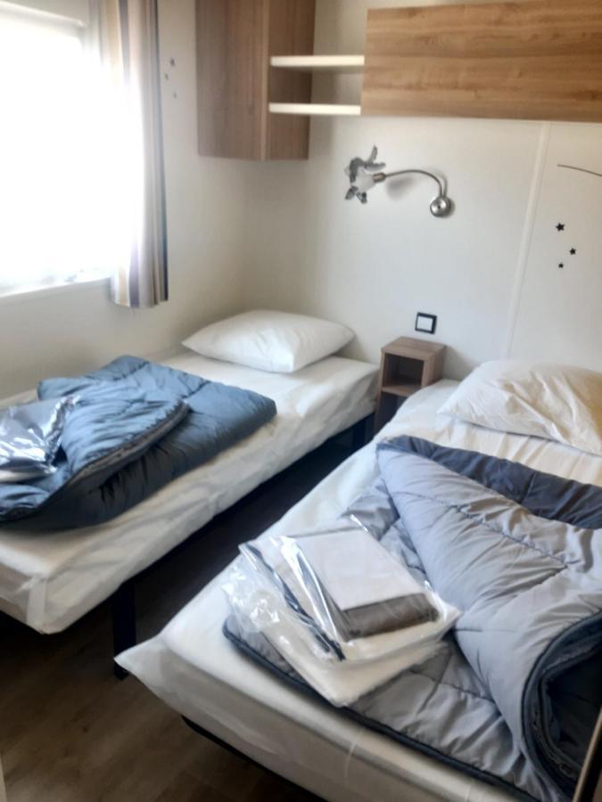 Camping Des Dunes De Contis Mobilhome 3Ch, 생-줄리앙-앙-보른 외부 사진
